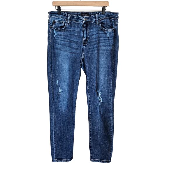 Judy Blue Mid Rise Slim Fit Jeans Distressed Women's 32 Casual Weekend - Picture 1 of 12